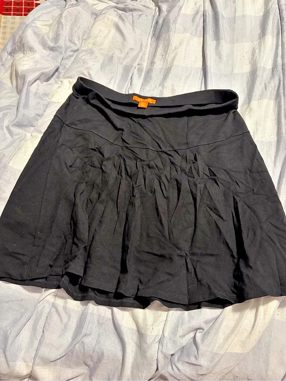 Joe Fresh Full Skirt in Black Size Medium Like New